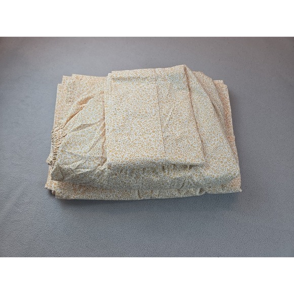 The Big One Twin Sheets.  Orange/yellowish 3-pieces Fitted, Flat, Pillow Case. - Picture 1 of 8